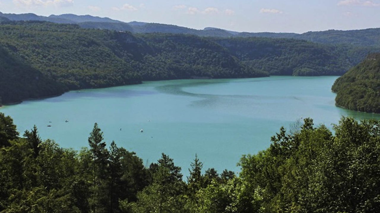 Gite lac de vouglans jura-2